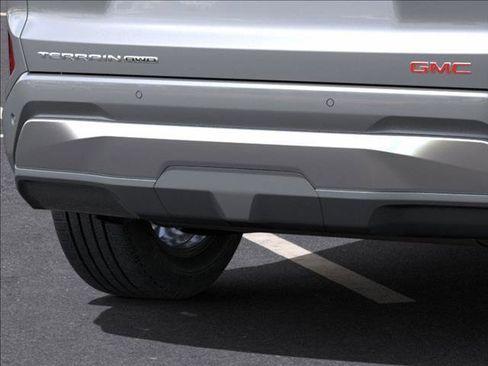 New 2026 GMC Terrain Denali w/ LPO, Floor Liner Package image 14
