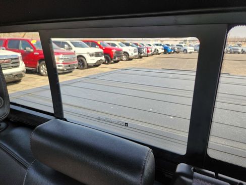 Used 2022 Chevrolet Silverado 1500 High Country image 30