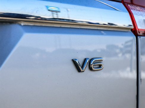 Used 2019 Volkswagen Atlas SE image 12