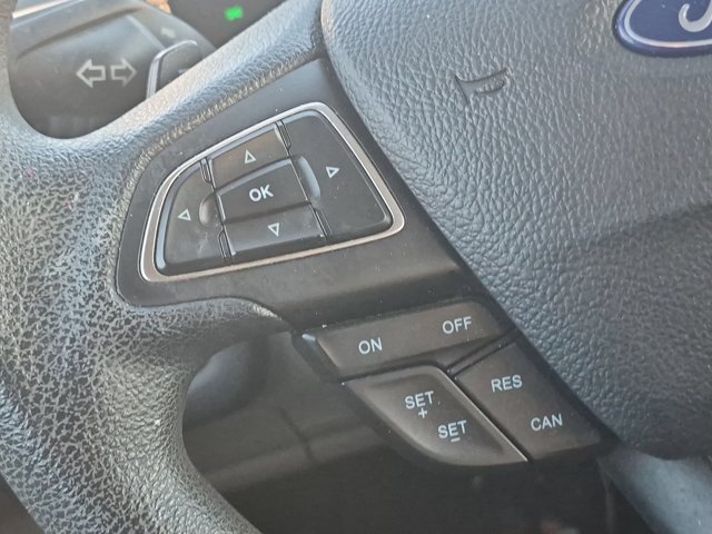 Used 2017 Ford Escape SE w/ SE Cold Weather Package AWD/4WD image 17