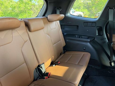 Used 2025 Kia Telluride SX Prestige X-Line AWD/4WD image 16