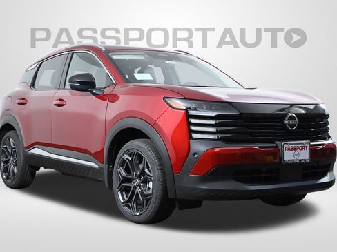 New 2026 Nissan Kicks SR w/ SR Premium Package image 3