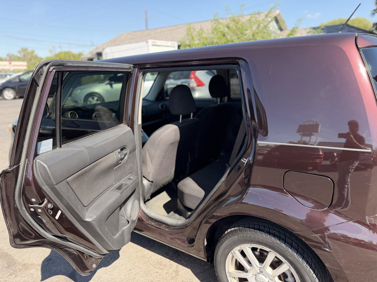 Used 2008 Scion xB FWD image 27