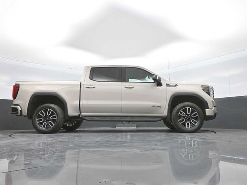 New 2026 GMC Sierra 1500 AT4 w/ AT4 Premium Package AWD/4WD image 39