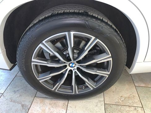 Used 2023 BMW X5 xDrive40i w/ M Sport Package image 10