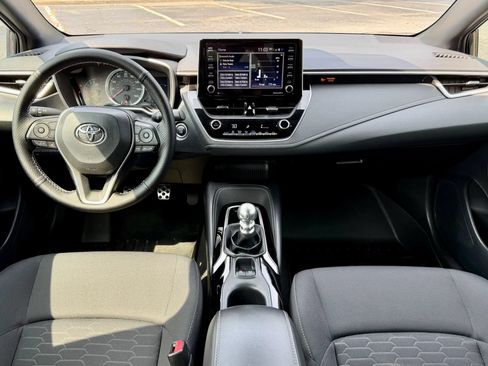 Used 2021 Toyota Corolla SE FWD image 24