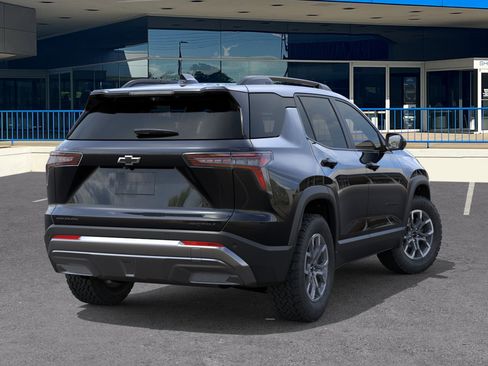 New 2026 Chevrolet Equinox ACTIV FWD image 4
