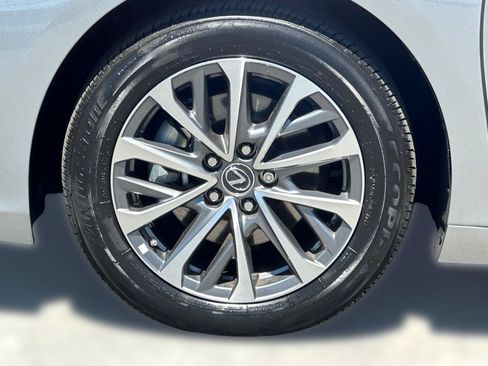 Certified 2025 Lexus ES 350 w/ Accessory Package (Z2) FWD image 13
