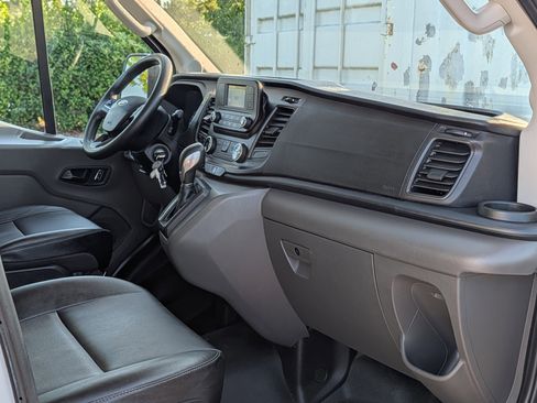 Used 2022 Ford Transit 350 DRW RWD image 17