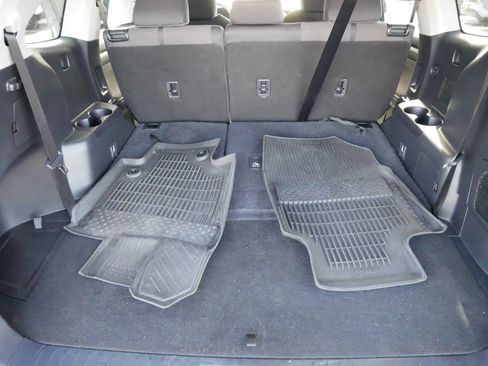 Certified 2022 Toyota Highlander LE image 18