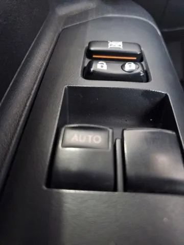 Used 2013 Toyota FJ Cruiser 4WD w/ Convenience Pkg image 22