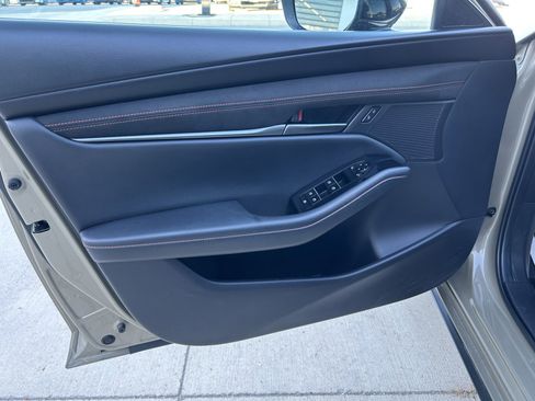 Used 2024 MAZDA MAZDA3 s image 10