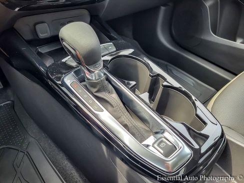 New 2026 Chevrolet Trax ACTIV w/ Sunroof Package FWD image 16