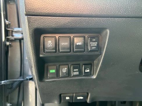 Used 2016 Nissan Rogue SL w/ SL Premium Package AWD/4WD image 7