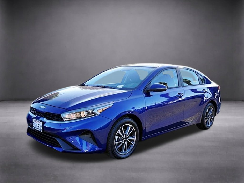 Used 2023 Kia Forte LXS w/ LXS Technology Package FWD image 10