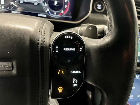 Used 2020 Land Rover Range Rover Long Wheelbase HSE image 22