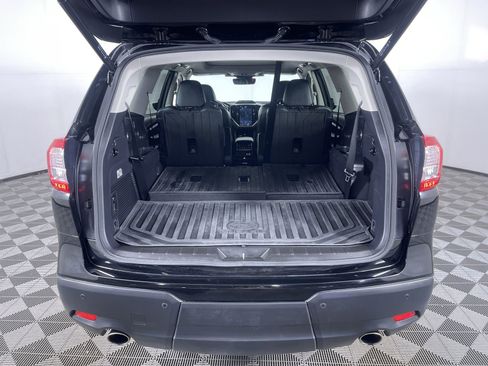 Certified 2024 Subaru Ascent Limited w/ Technology Package image 25