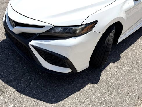 Used 2023 Toyota Camry SE FWD image 12