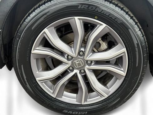 Used 2020 Honda CR-V Touring image 10