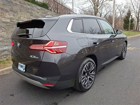 Used 2025 BMW X3 xDrive30i w/ Premium Package image 6