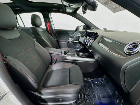 New 2025 Mercedes-Benz GLA 35 AMG 4MATIC image 26