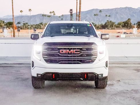 Used 2025 GMC Sierra 1500 AT4 image 2