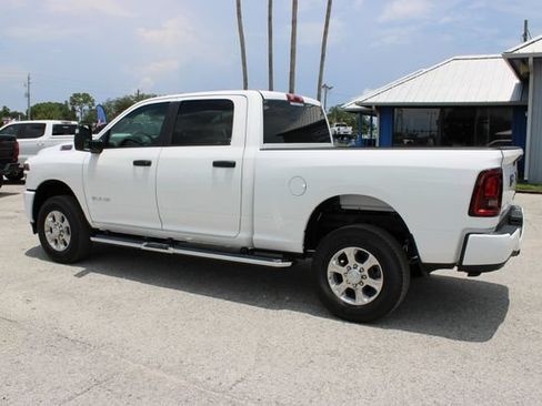 Used 2026 RAM 2500 Big Horn AWD/4WD image 7