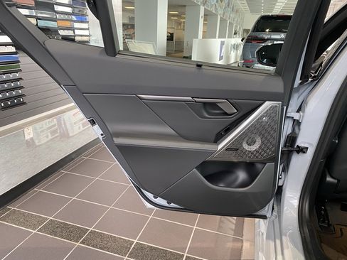 New 2026 BMW M5 w/ Executive Package image 8