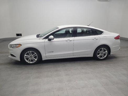 Used 2018 Ford Fusion S image 2