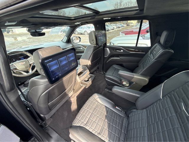 Used 2023 Cadillac Escalade Premium Luxury Platinum AWD/4WD image 48