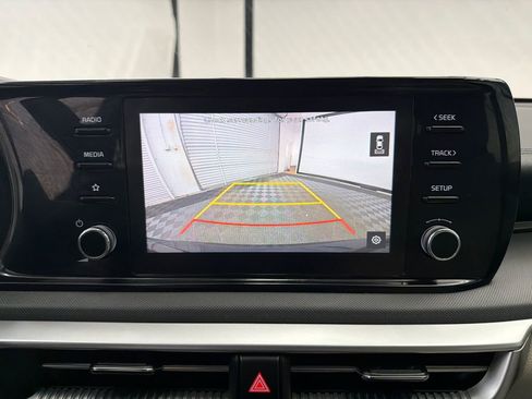 Used 2022 Kia K5 LXS image 28