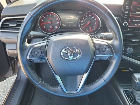 Used 2022 Toyota Camry XSE FWD image 21