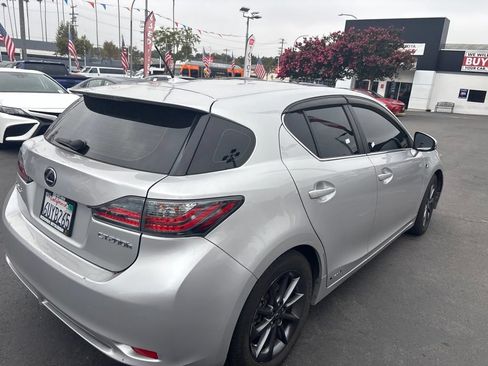Used 2012 Lexus CT 200h Premium w/ Premium Audio Pkg (F Sport) FWD image 5