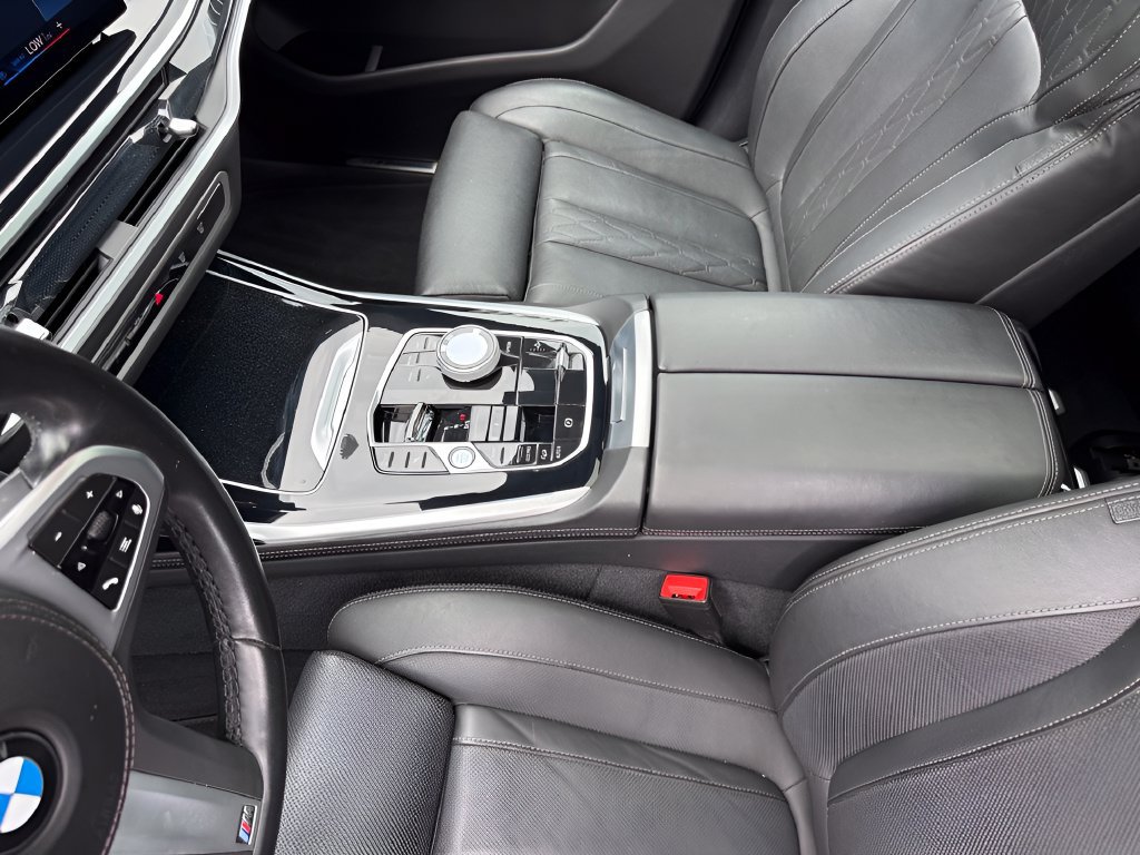 Used 2023 BMW X7 xDrive40i w/ Executive Package AWD/4WD image 22