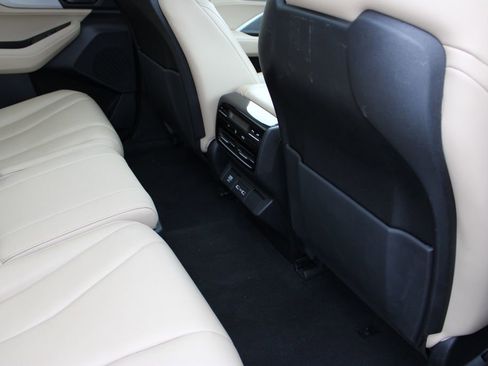 Used 2022 Acura MDX SH-AWD image 49