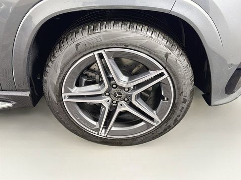 New 2026 Mercedes-Benz GLS 450 4MATIC image 35