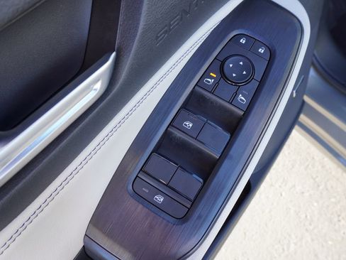 New 2026 Nissan Sentra SL w/ Floor Mat Package FWD image 16