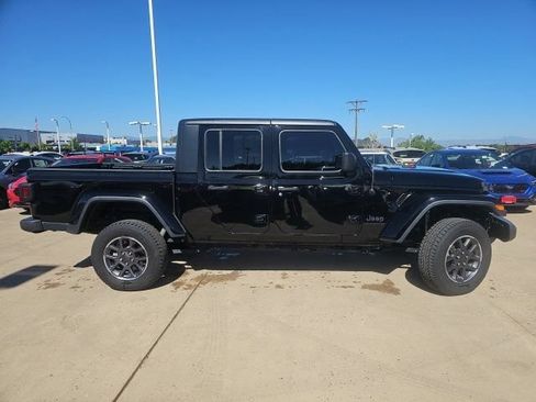 Used 2020 Jeep Gladiator Sport AWD/4WD image 8