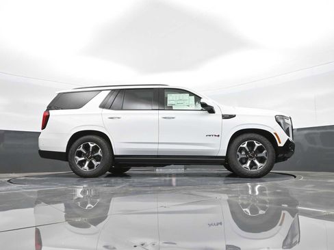 New 2025 GMC Yukon AT4 Ultimate w/ LPO, Illumination Package image 75