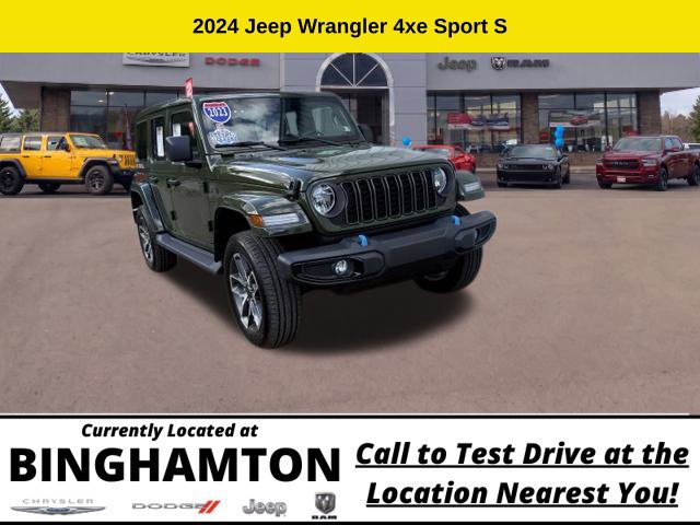 Used 2024 Jeep Wrangler Unlimited w/ Convenience Group AWD/4WD image 3
