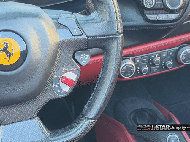 Used 2017 Ferrari 488 Spider RWD image 20