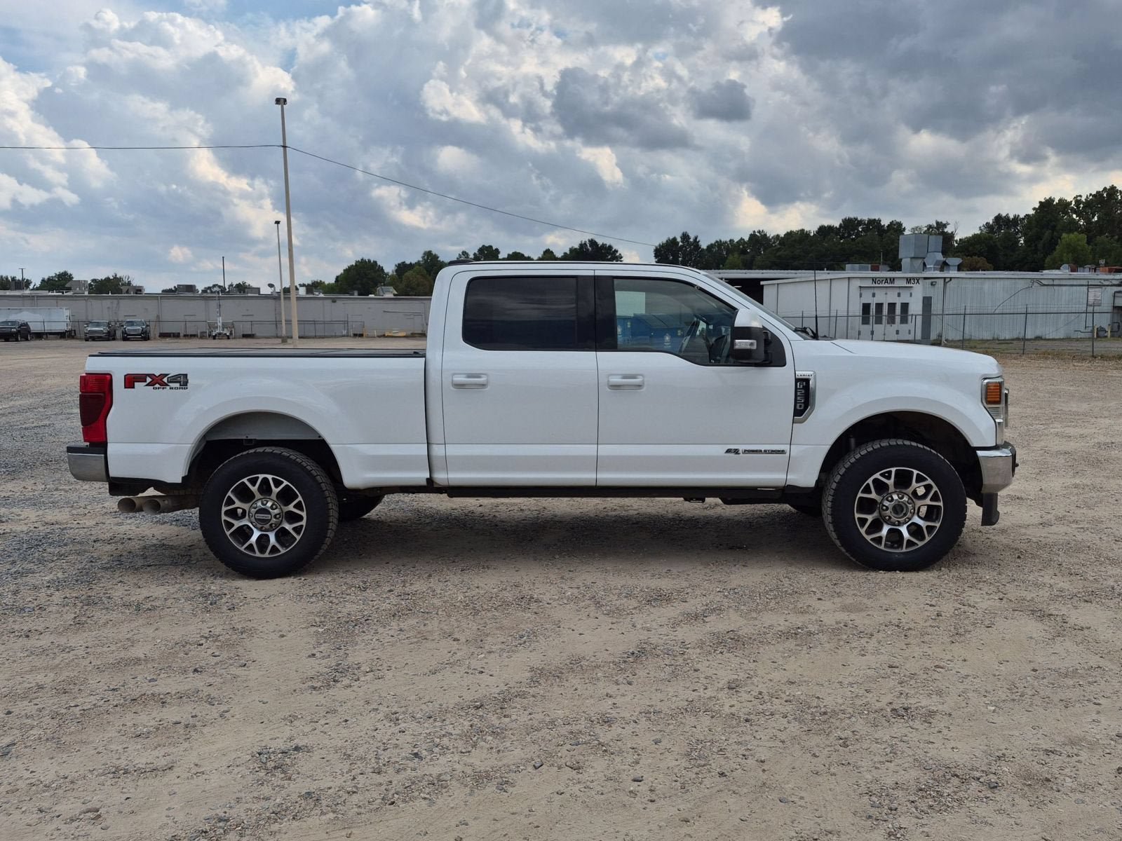 Used 2022 Ford F250 Lariat w/ Lariat Value Package AWD/4WD image 8
