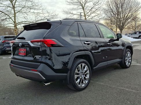 Used 2020 Toyota RAV4 Limited image 5