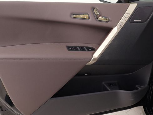 Used 2025 BMW iX xDrive50 w/ Premium Package image 26