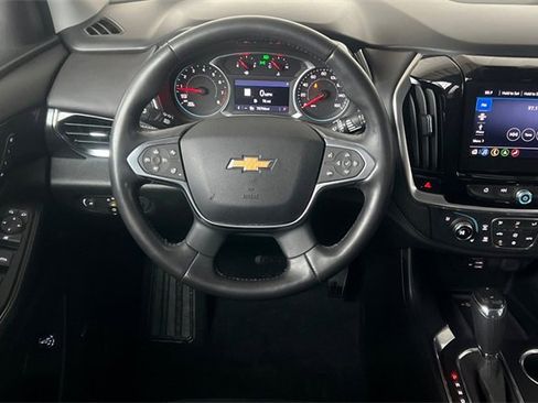 Used 2020 Chevrolet Traverse High Country image 17