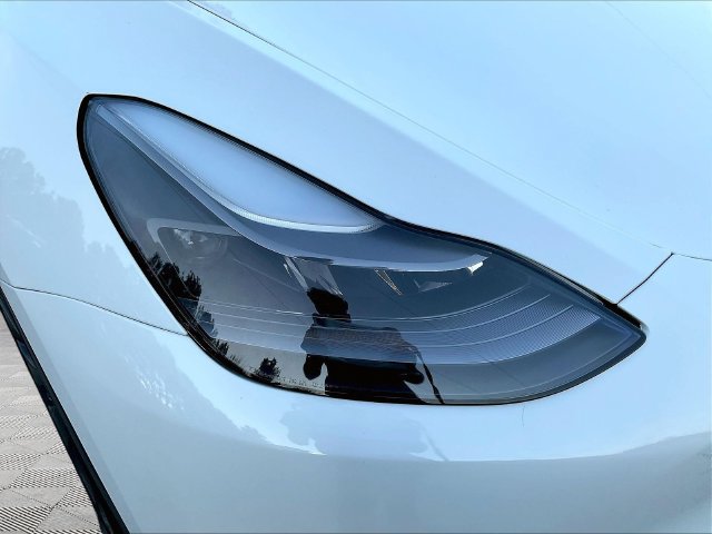Used 2023 Tesla Model Y Performance AWD/4WD image 31