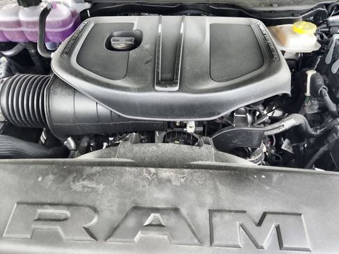 New 2026 RAM 1500 Express AWD/4WD image 32