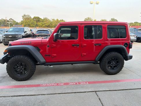 Used 2024 Jeep Wrangler Unlimited Sport AWD/4WD image 5