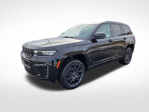 New 2026 Jeep Grand Cherokee Summit w/ Obsidian Package image 8