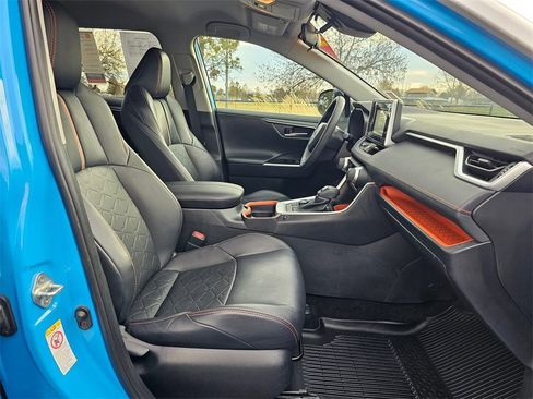 Used 2019 Toyota RAV4 Adventure image 10